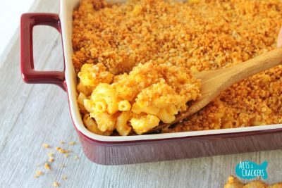 Baked Macaroni and Cheese Crumb Topping Scoops