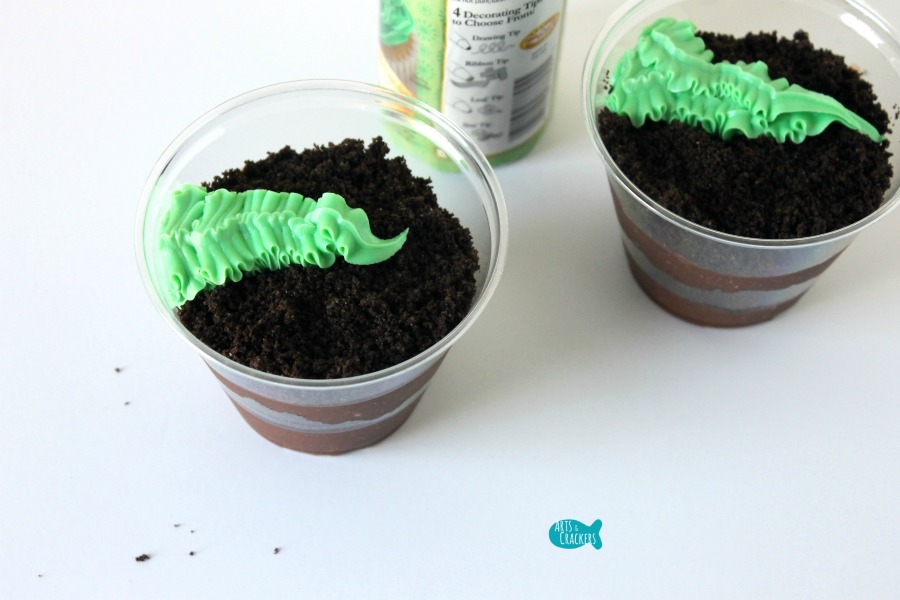 Bloomin' Dirt Cups - Bitz & Giggles