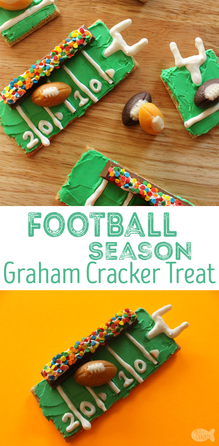 Kick off football season with these cute Football Field Graham Cracker Treats; this Graham Cracker Football Field is the perfect football treat for youth football events, tailgating, football parties, or watching the big game.