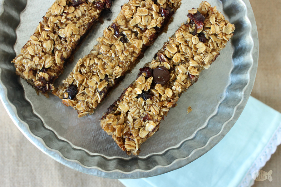 These chewy granola bars homemade are packed with protein and so delicious with peanut butter, chocolate, and other nutritious mix-ins - a healthy snack option or high protein breakfast.