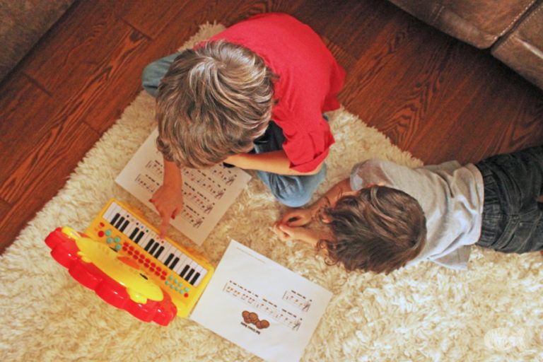Intro to Reading Sheet Music for Kids (Plus Printables)