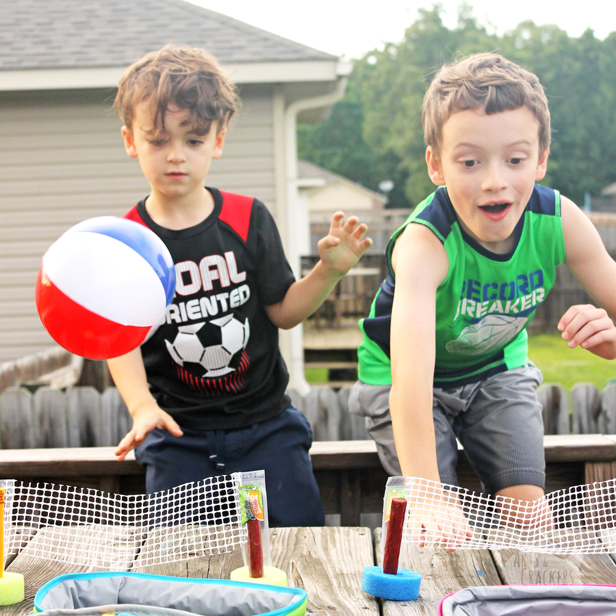 Enjoy summer vacation with this interactive tabletop beach volleyball activity and summer snack | kids activities | snack time | Frigo Cheese | fun food | volleyball snack | volleyball game | tabletop games | summer activities #kidsactivities #volleyball #snacks #summervacation #momblogger