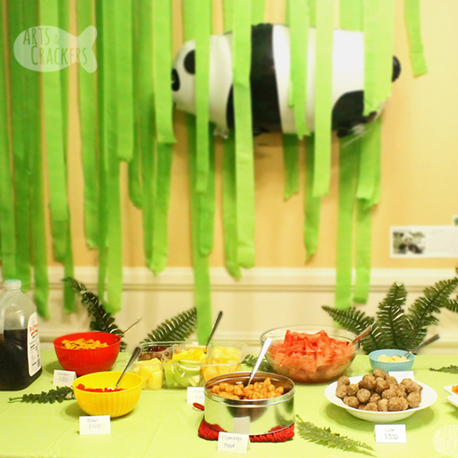 Host a zoo birthday party at your home with these zoo party ideas | zoo-themed party | animal party | zoo party at home | birthday parties for kids | kid party ideas | zoo birthday | party ideas for animal lovers | zoo party plans | zoo party theme | birthday parties at home #zoo #birthdayparty #partyplanner #partyideas