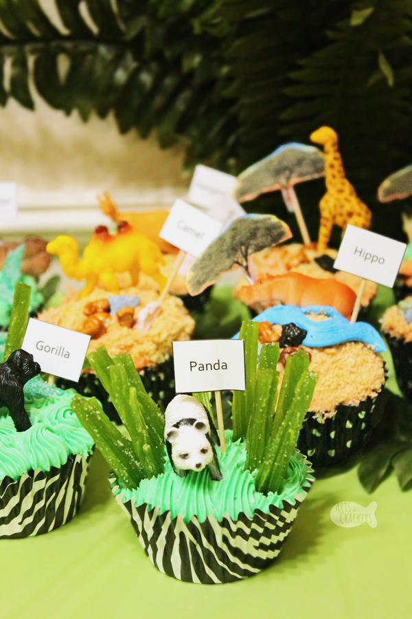 How To Throw A Zoo Party At Home Zoo Birthday Party Idea For Kids