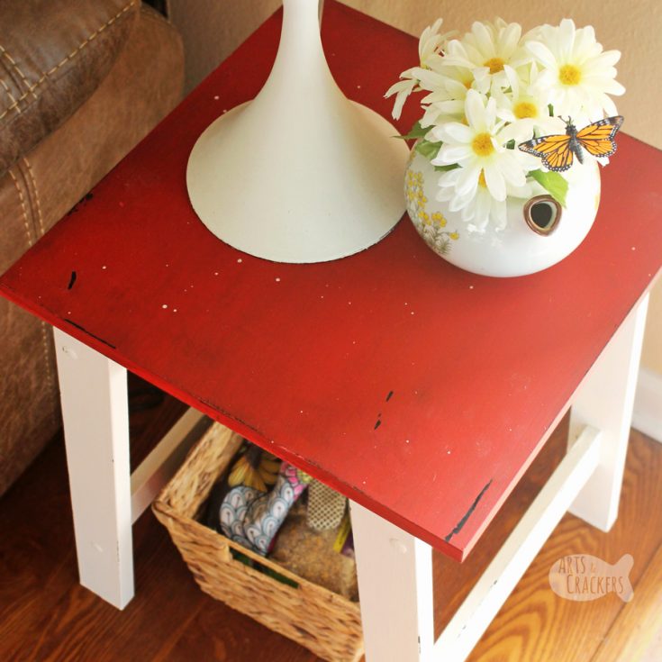 DIY Farmhouse Side Table Makeover | Cheap Farmhouse Decor