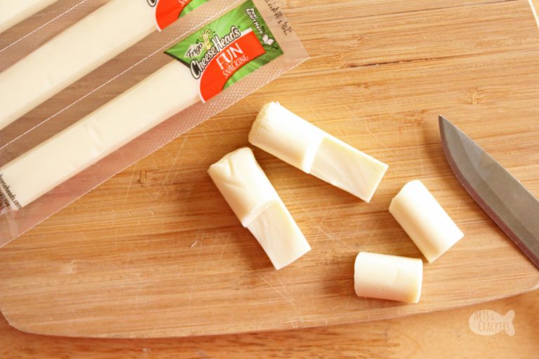Pizza Wreath With String Cheese Love Birds Valentine's Day Food